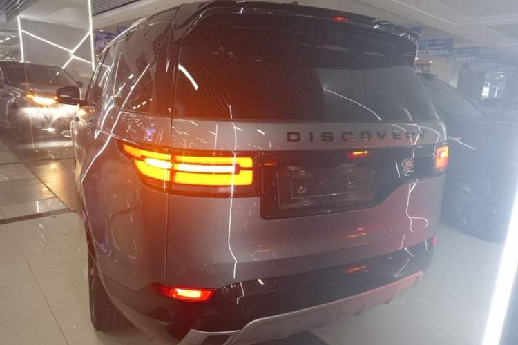 Used Land Rover Discovery 2020 3.0 SC V6 30th Anniversary Special Edition Rear