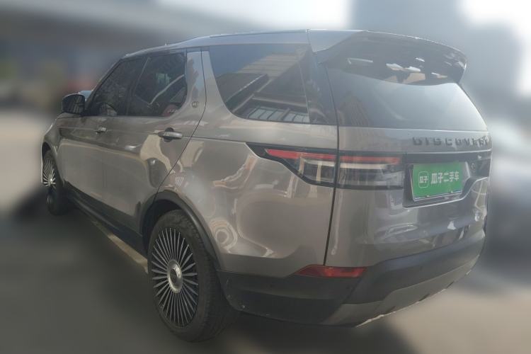 Used Land Rover Discovery 2020 3.0 SC V6 SE Rear Left 45 Deg
