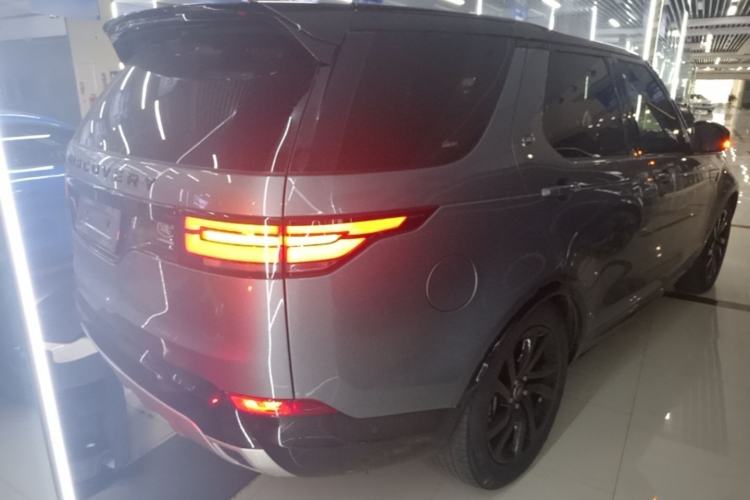 Used Land Rover Discovery 2020 3.0 SC V6 30th Anniversary Special Edition Rear Right 45 Deg