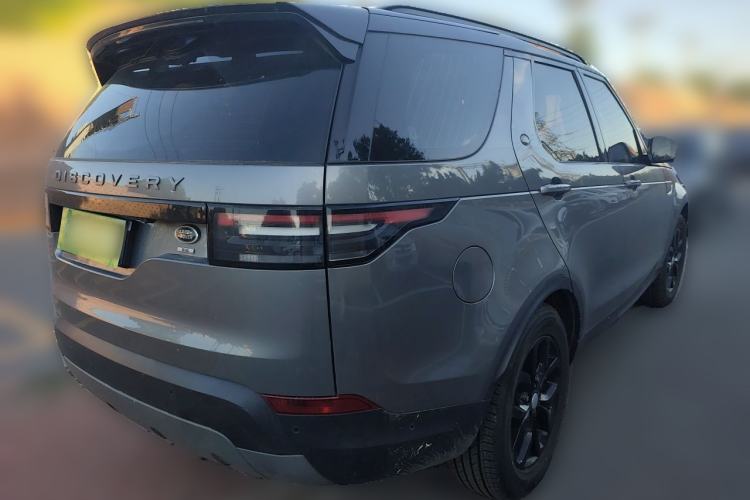 Used Land Rover Discovery 2020 3.0 SC V6 SE Rear Right 45 Deg