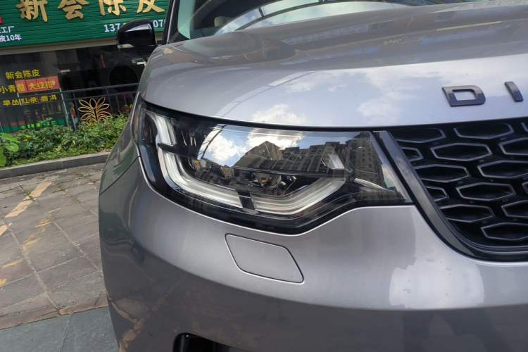 Used Land Rover Discovery 2020 3.0 SC V6 30th Anniversary Special Edition Right Front Headlight