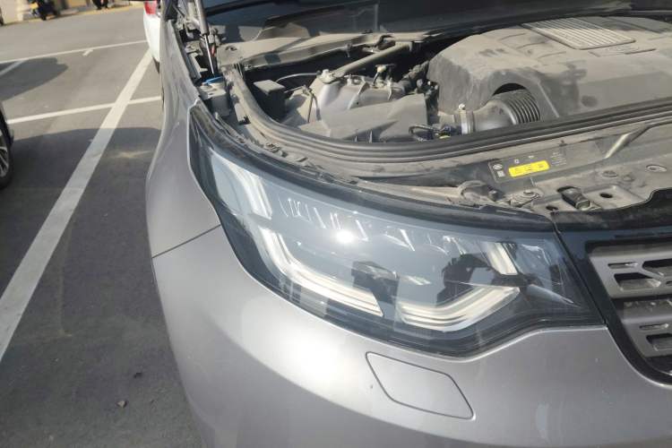 Used Land Rover Discovery 2020 3.0 SC V6 SE Right Front Headlight