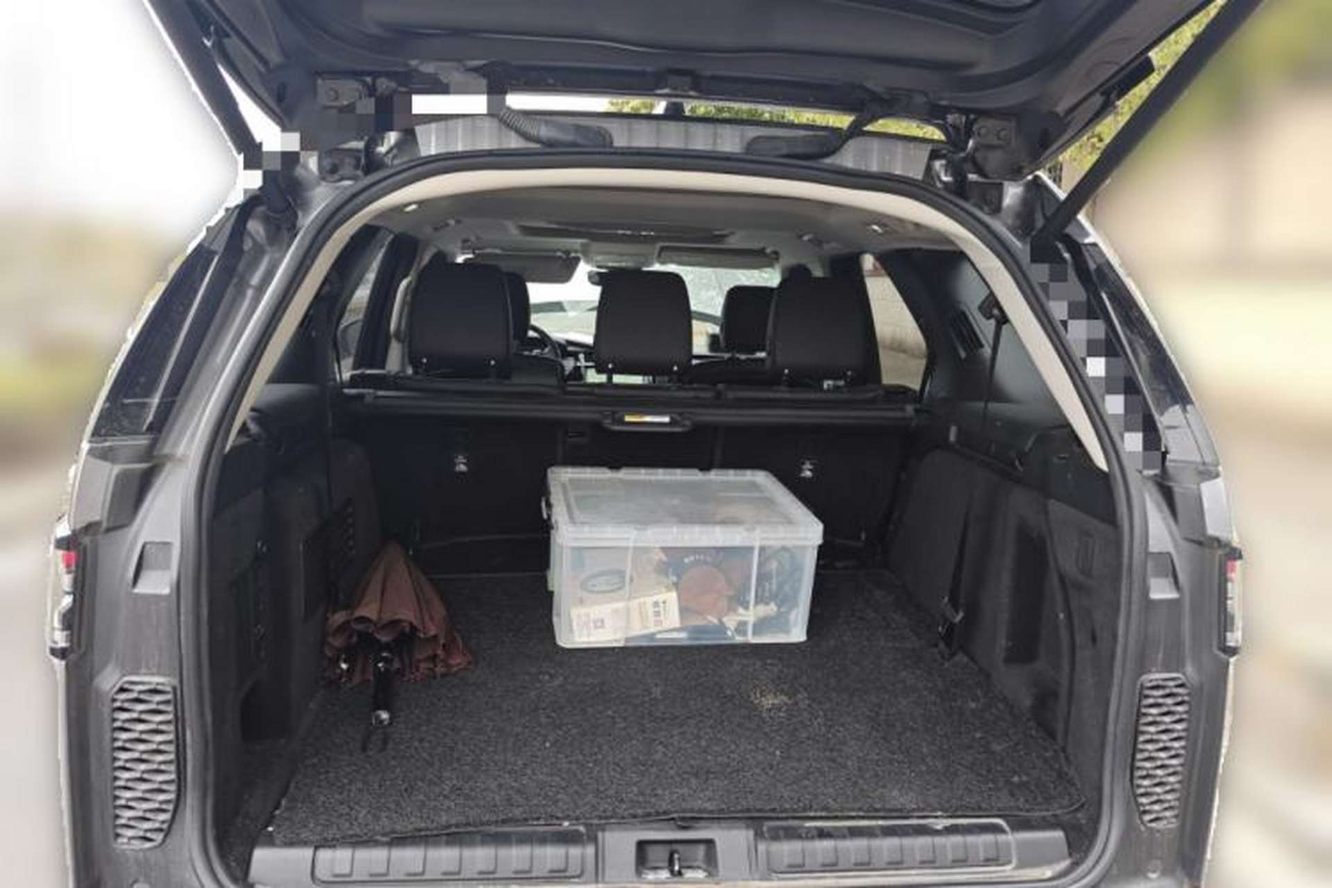 Used Land Rover Discovery 2020 3.0 SC V6 SE Trunk