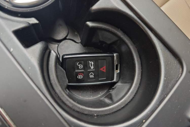 Used Land Rover Discovery 2020 2.0T 30th Anniversary Special Edition Vehicle Key