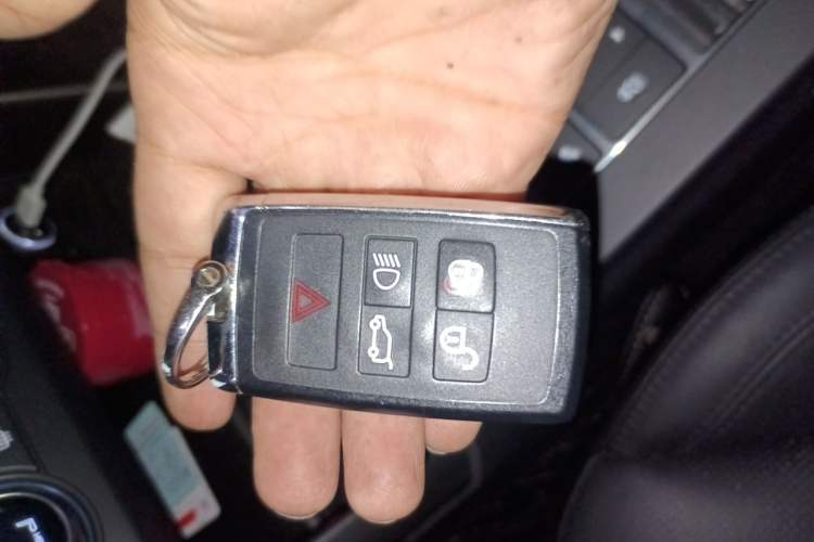 Used Land Rover Discovery 2020 2.0T 30th Anniversary Special Edition Vehicle Key