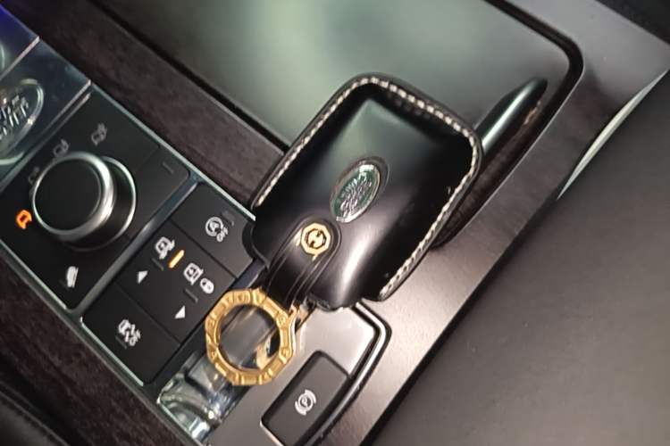 Used Land Rover Discovery 2020 2.0T 30th Anniversary Special Edition Vehicle Key