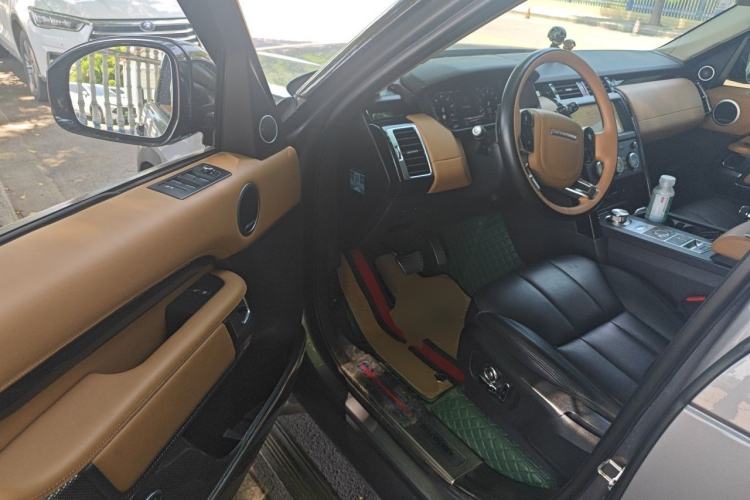 Used Land Rover Discovery 2020 3.0 SC V6 SE Driver Seat