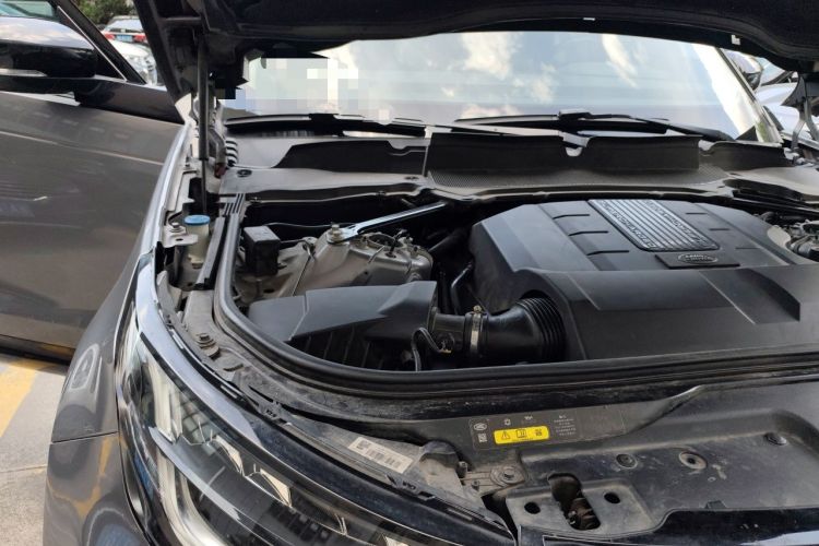 Used Land Rover Discovery 2020 3.0 SC V6 30th Anniversary Special Edition Engine Bay Right