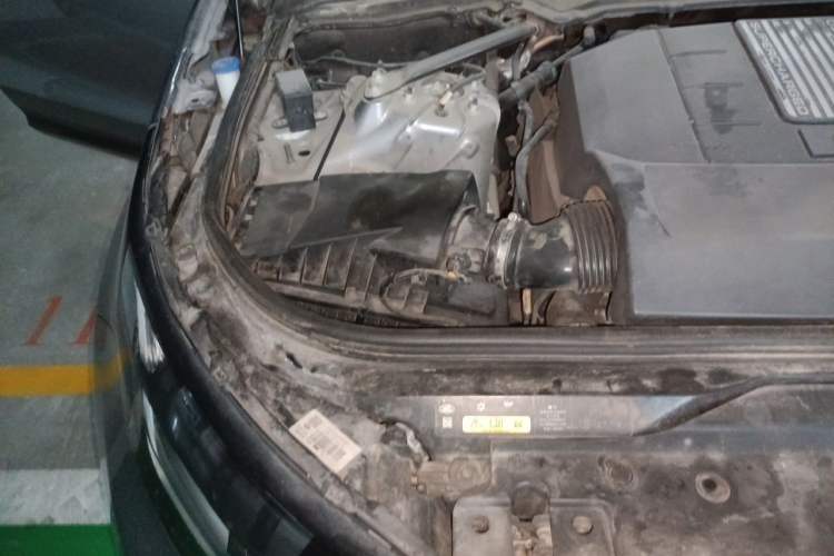 Used Land Rover Discovery 2020 3.0 SC V6 30th Anniversary Special Edition Engine Bay Right
