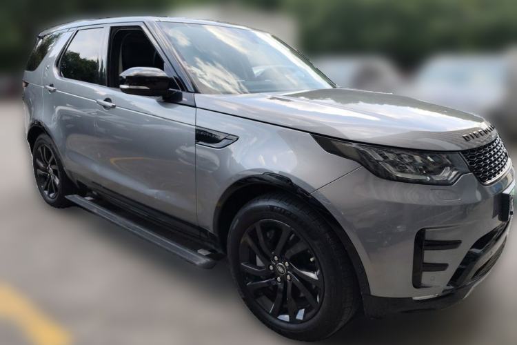 Used Land Rover Discovery 2020 3.0 SC V6 30th Anniversary Special Edition Front Right 45 Deg
