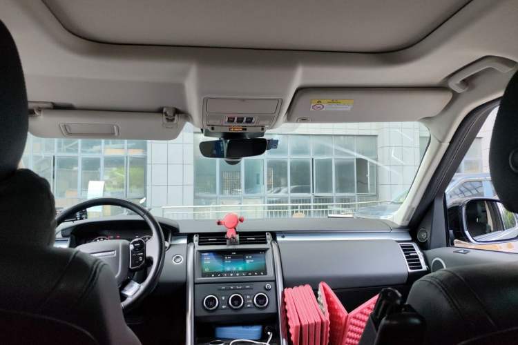 Used Land Rover Discovery 2020 3.0 SC V6 30th Anniversary Special Edition Headliner