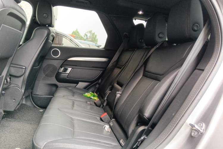 Used Land Rover Discovery 2020 3.0 SC V6 30th Anniversary Special Edition Left Rear Seat