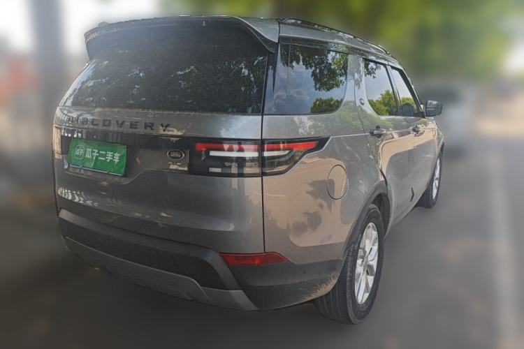 Used Land Rover Discovery 2020 3.0 SC V6 SE Rear Right 45 Deg