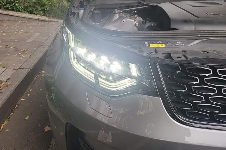 Used Land Rover Discovery 2020 2.0T 30th Anniversary Special Edition Right Front Headlight