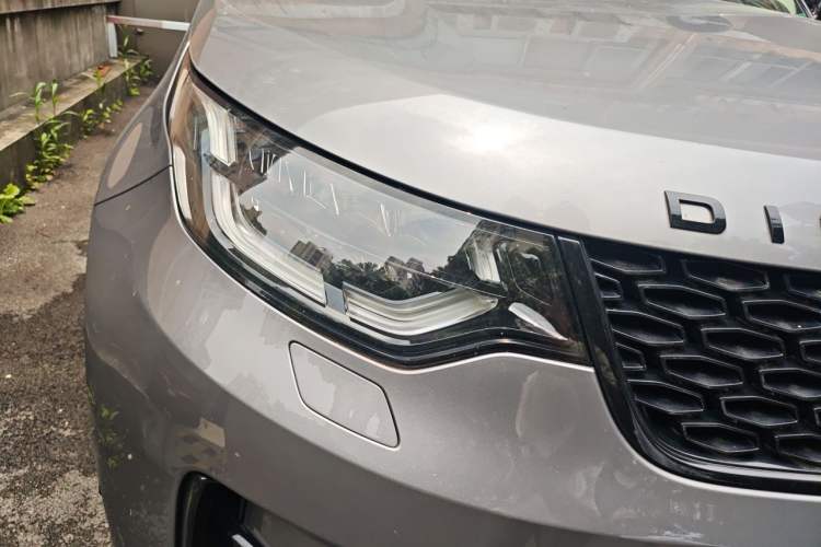 Used Land Rover Discovery 2020 3.0 SC V6 30th Anniversary Special Edition Right Front Headlight