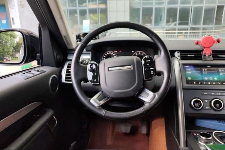Used Land Rover Discovery 2020 3.0 SC V6 30th Anniversary Special Edition Steering Wheel