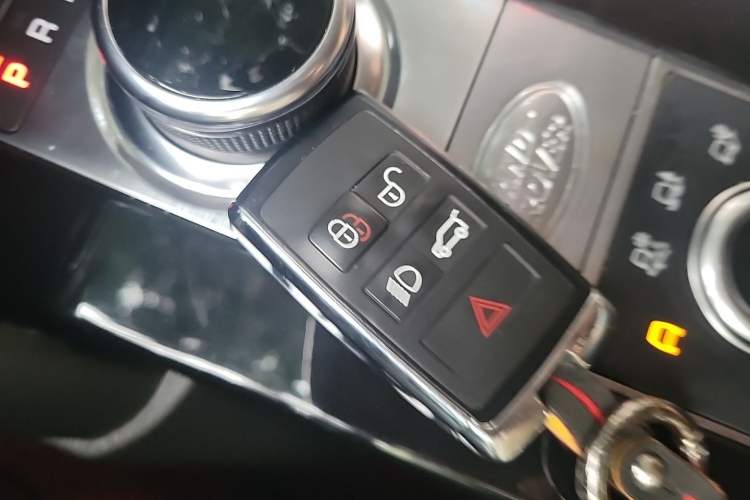 Used Land Rover Discovery 2020 2.0T 30th Anniversary Special Edition Vehicle Key