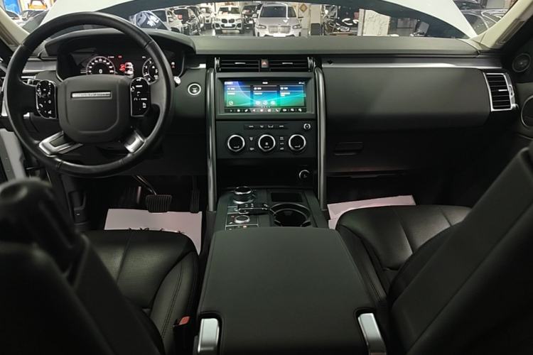 Used Land Rover Discovery 2020 2.0T 30th Anniversary Special Edition Center Console