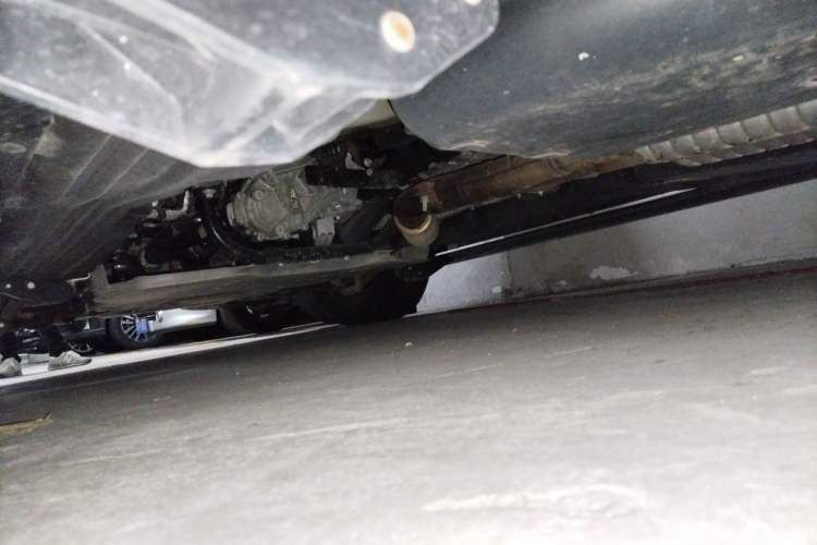Used Land Rover Discovery 2020 2.0T SE Chassis Front Left