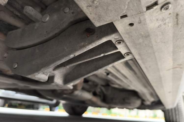 Used Land Rover Discovery 2020 3.0 SC V6 SE Chassis Front Left