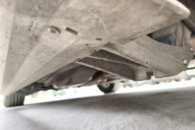 Used Land Rover Discovery 2020 3.0 SC V6 SE Chassis Front Right