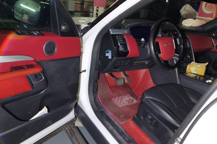 Used Land Rover Discovery 2020 3.0 SC V6 30th Anniversary Special Edition Driver Seat
