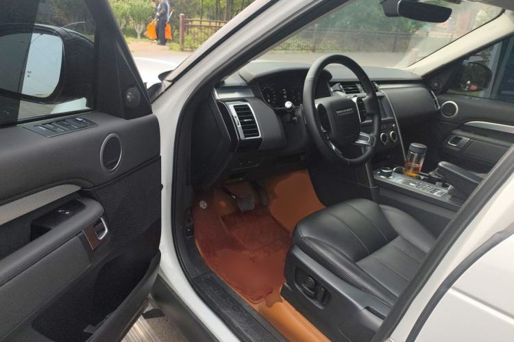 Used Land Rover Discovery 2020 2.0T 30th Anniversary Special Edition Driver Seat