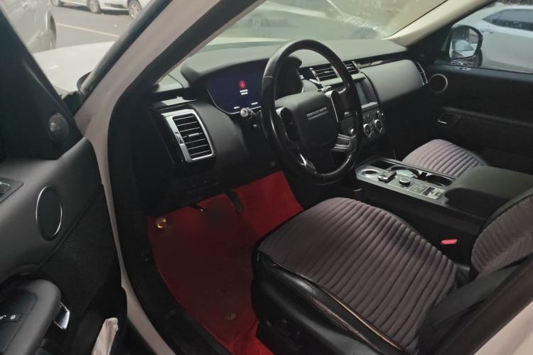 Used Land Rover Discovery 2020 2.0T SE Driver Seat