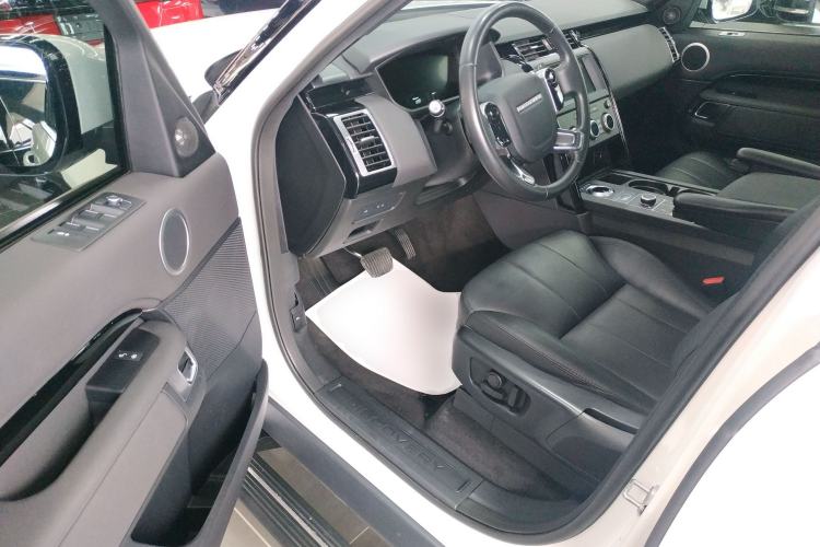 Used Land Rover Discovery 2020 3.0 SC V6 SE Driver Seat