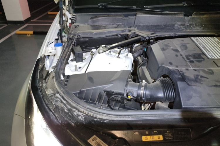 Used Land Rover Discovery 2020 3.0 SC V6 30th Anniversary Special Edition Engine Bay Right