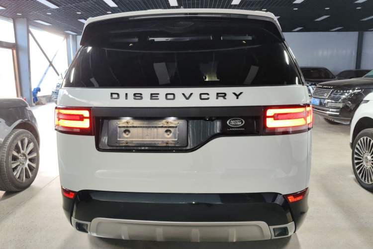 Used Land Rover Discovery 2020 3.0 SC V6 30th Anniversary Special Edition Exterior 4