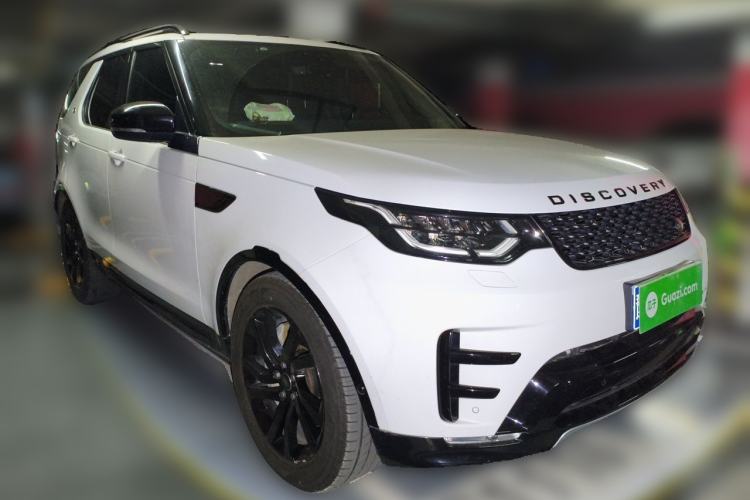 Used Land Rover Discovery 2020 3.0 SC V6 30th Anniversary Special Edition Front Right 45 Deg