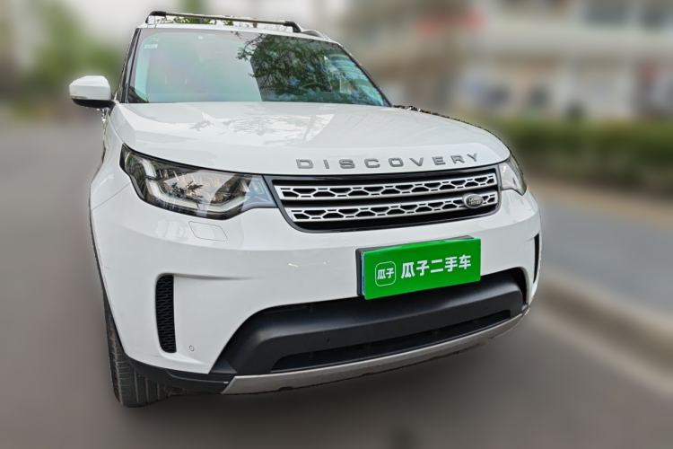 Used Land Rover Discovery 2020 3.0 SC V6 30th Anniversary Special Edition Front Right 45 Deg