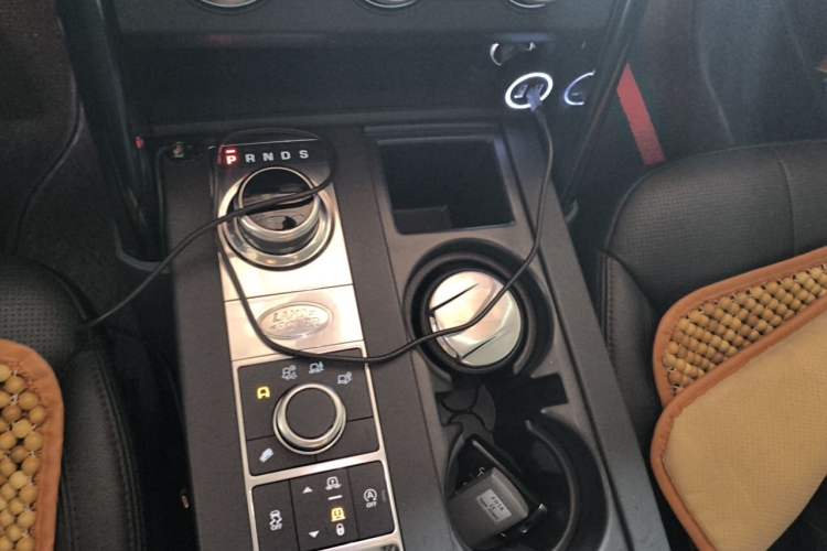 Used Land Rover Discovery 2020 2.0T SE Gear Lever