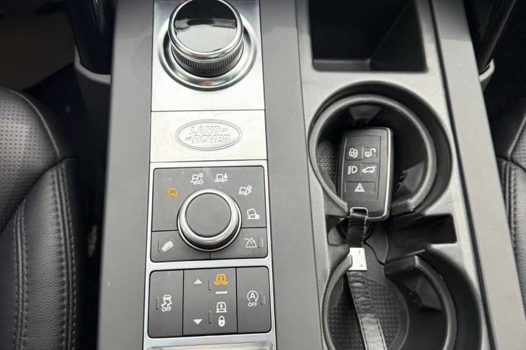 Used Land Rover Discovery 2020 3.0 SC V6 SE Gear Lever