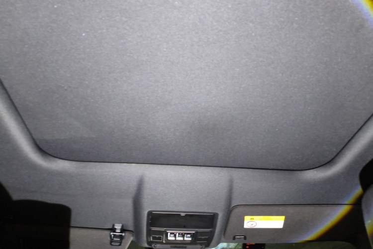 Used Land Rover Discovery 2020 3.0 SC V6 30th Anniversary Special Edition Headliner