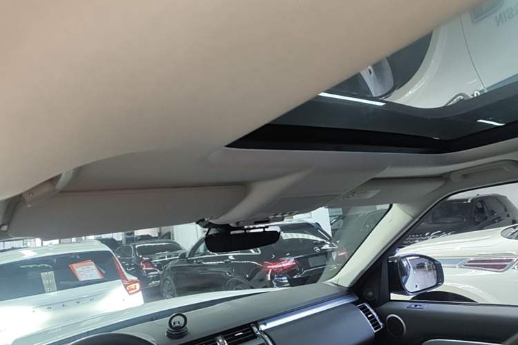 Used Land Rover Discovery 2020 2.0T 30th Anniversary Special Edition Headliner