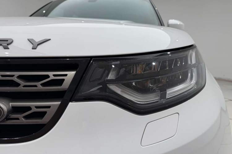 Used Land Rover Discovery 2020 3.0 SC V6 SE Left Front Headlight