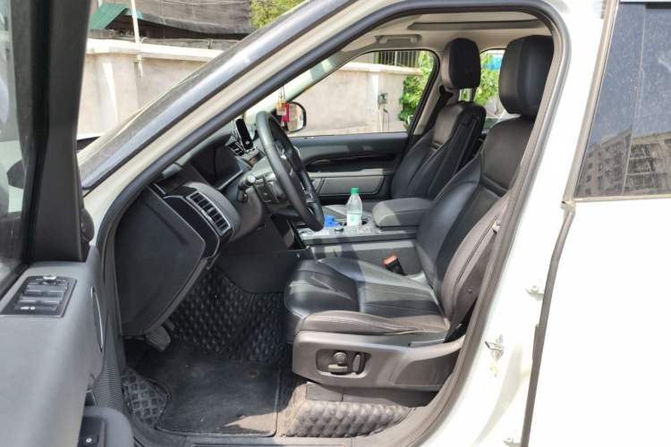 Used Land Rover Discovery 2020 3.0 SC V6 SE Left Front Seat
