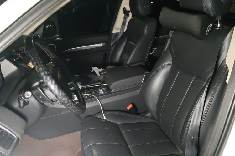 Used Land Rover Discovery 2020 3.0 SC V6 30th Anniversary Special Edition Left Front Seat