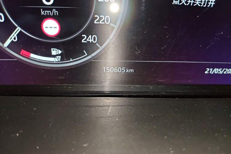 Used Land Rover Discovery 2020 3.0 SC V6 30th Anniversary Special Edition Odometer Close Up