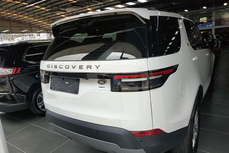 Used Land Rover Discovery 2020 3.0 SC V6 SE Rear