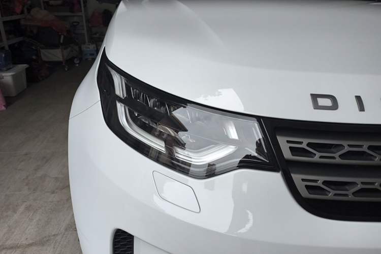 Used Land Rover Discovery 2020 2.0T SE Right Front Headlight