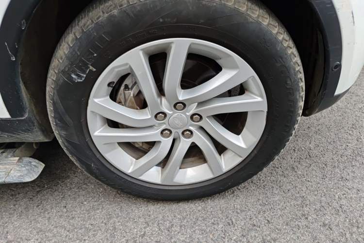 Used Land Rover Discovery 2020 3.0 SC V6 30th Anniversary Special Edition Right Front Wheel Hub