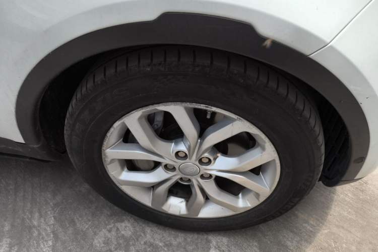 Used Land Rover Discovery 2020 3.0 SC V6 SE Right Front Wheel Hub
