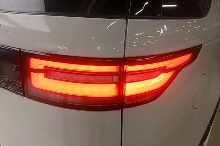 Used Land Rover Discovery 2020 3.0 SC V6 30th Anniversary Special Edition Right Rear Taillight