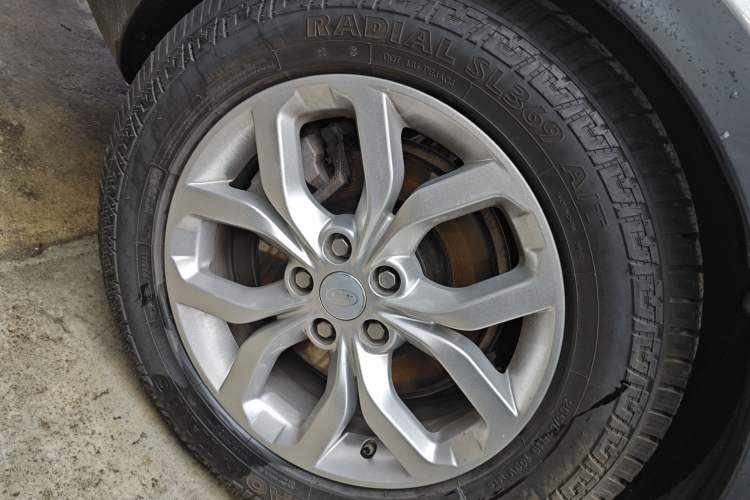 Used Land Rover Discovery 2020 3.0 SC V6 SE Right Rear Wheel Hub