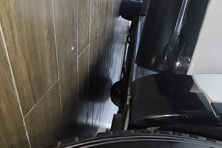 Used Land Rover Discovery 2020 2.0T 30th Anniversary Special Edition Right Side Sill