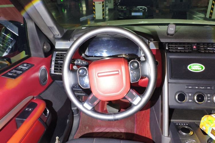 Used Land Rover Discovery 2020 3.0 SC V6 30th Anniversary Special Edition Steering Wheel