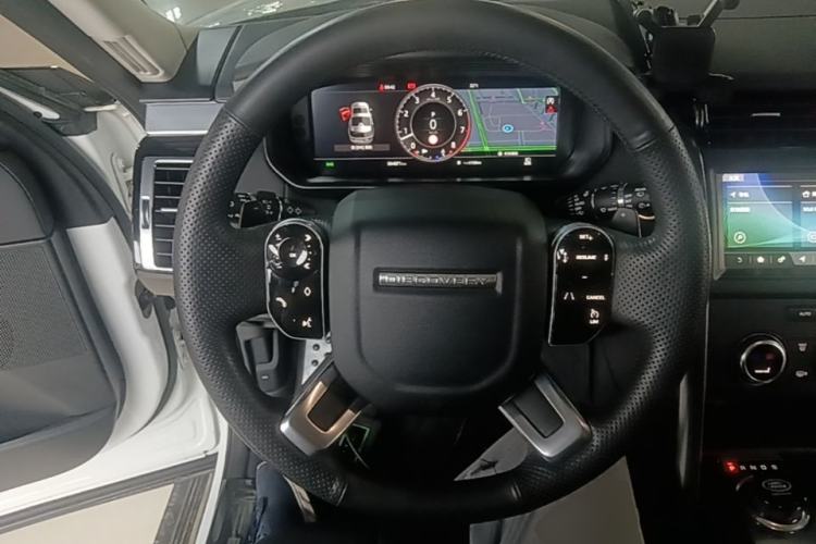 Used Land Rover Discovery 2020 3.0 SC V6 30th Anniversary Special Edition Steering Wheel